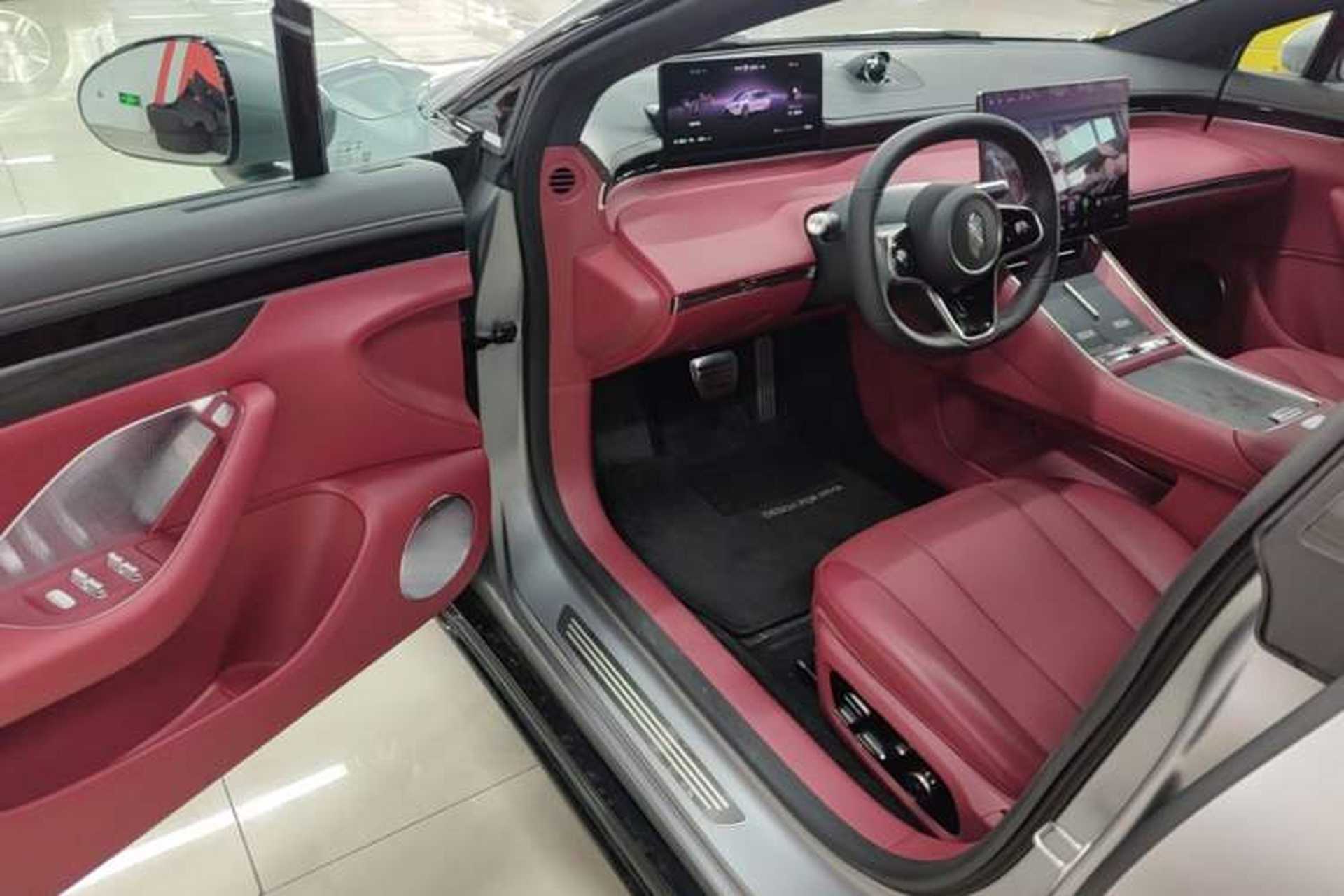 Used Hima Luxeed S7 2025 703km Ultra Sport Edition Driver Seat