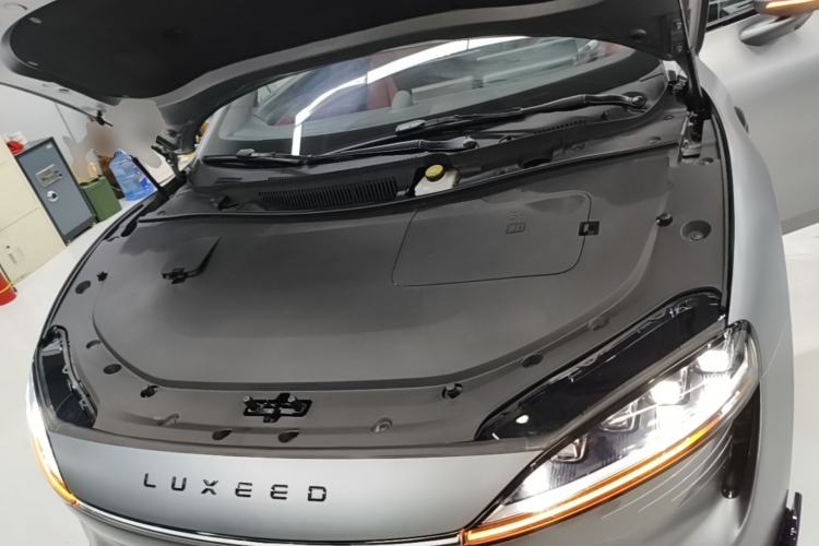 Used Hima Luxeed S7 2025 703km Ultra Sport Edition Engine Bay