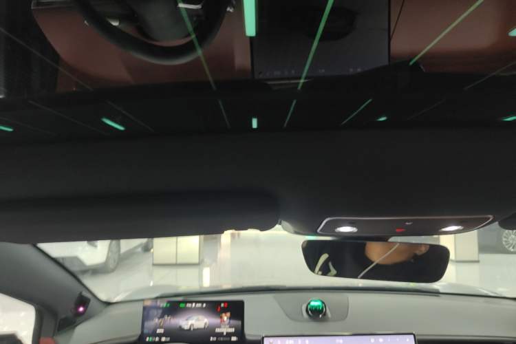 Used Hima Luxeed S7 2025 703km Ultra Sport Edition Headliner