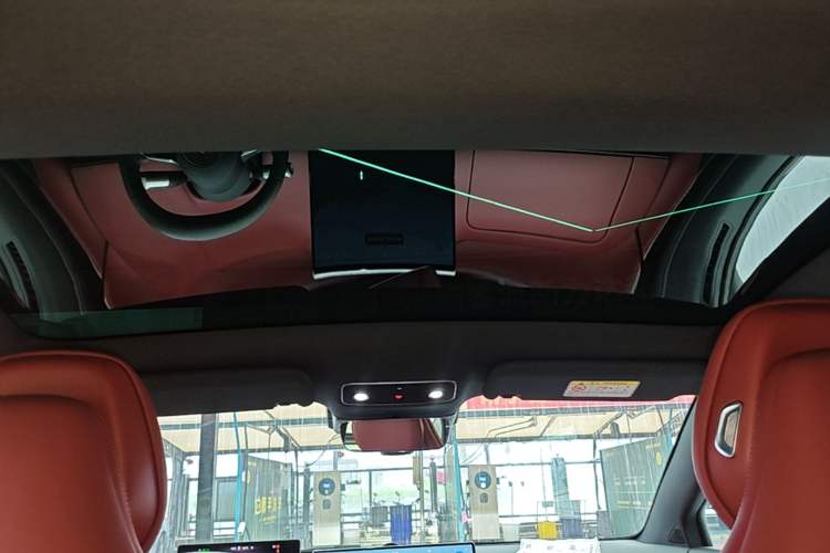Used Hima Luxeed S7 2025 785 km Ultra Headliner