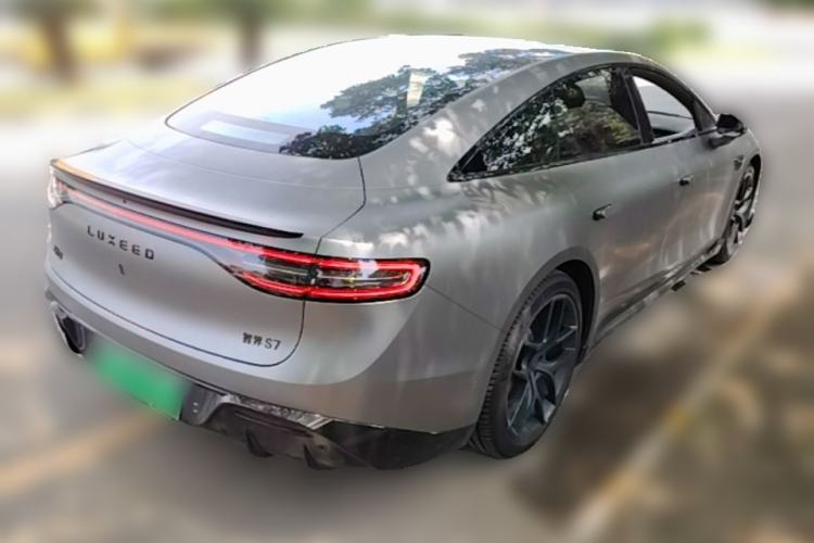 Used Hima Luxeed S7 2025 703km Ultra Sport Edition Rear Right 45 Deg