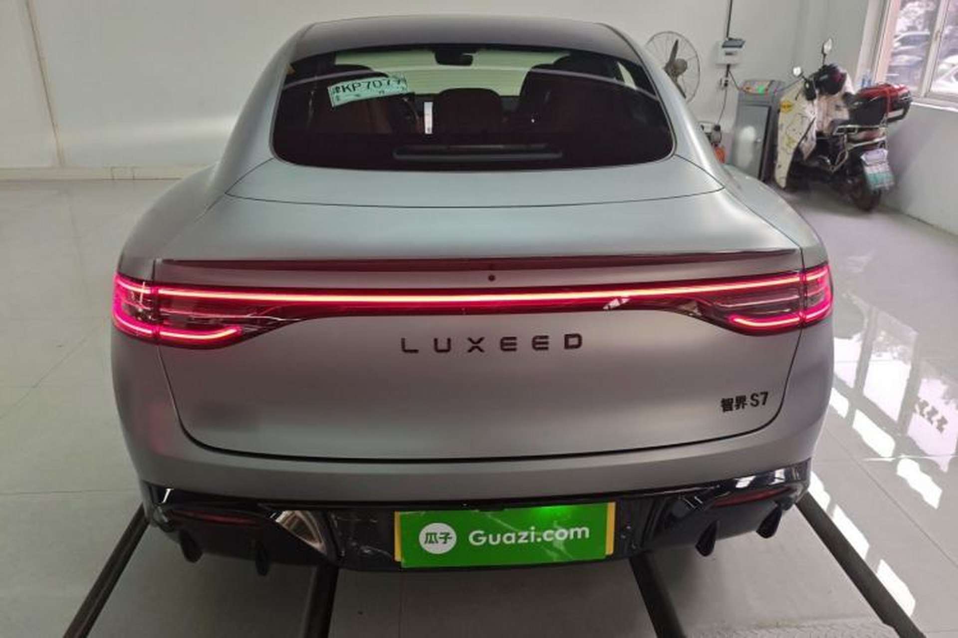 Used Hima Luxeed S7 2025 785 km Ultra Rear