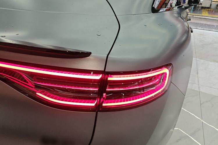 Used Hima Luxeed S7 2025 785 km Ultra Right Rear Taillight