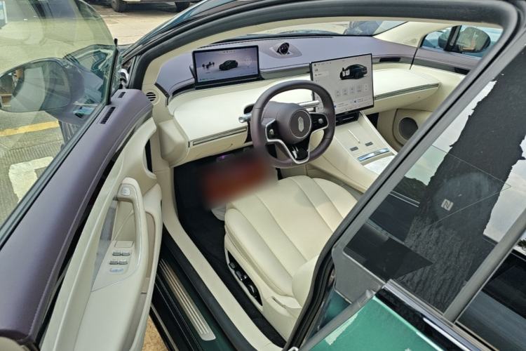 Used Hima Luxeed S7 2025 705 km Max Driver Seat