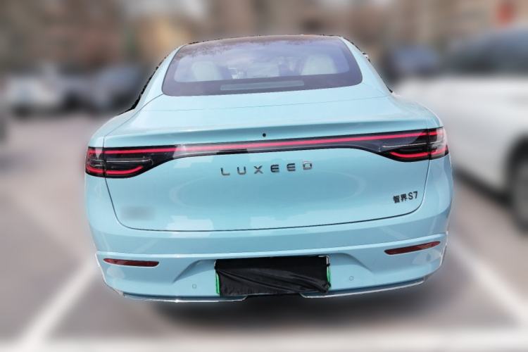 Used Hima Luxeed S7 2025 785 km Ultra Rear