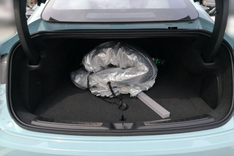 Used Hima Luxeed S7 2025 785 km Ultra Trunk