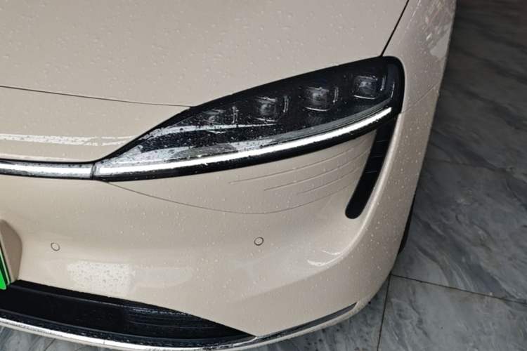 Used Hima Luxeed S7 2025 855 km Max Left Front Headlight