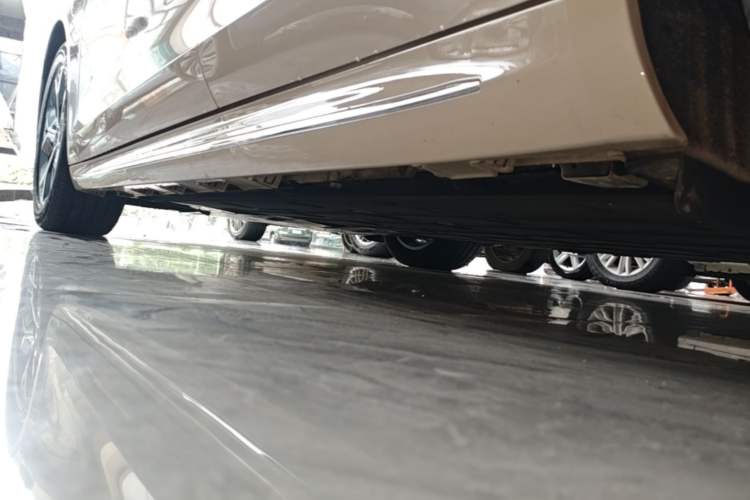 Used Hima Luxeed S7 2025 855 km Max Left Side Sill