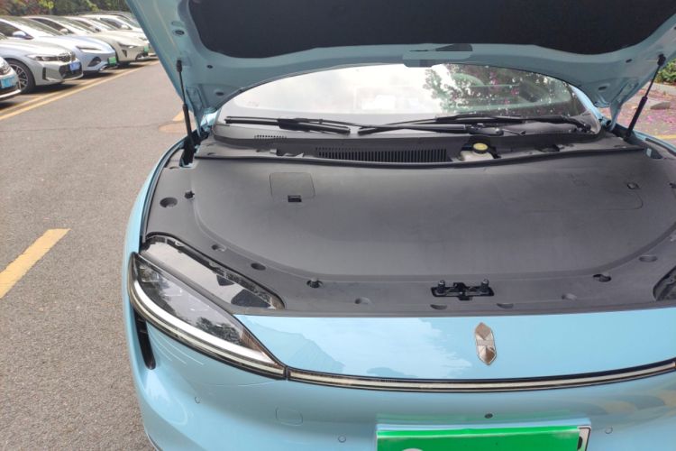 Used Hima Luxeed S7 2025 705 km Max Engine Bay Right