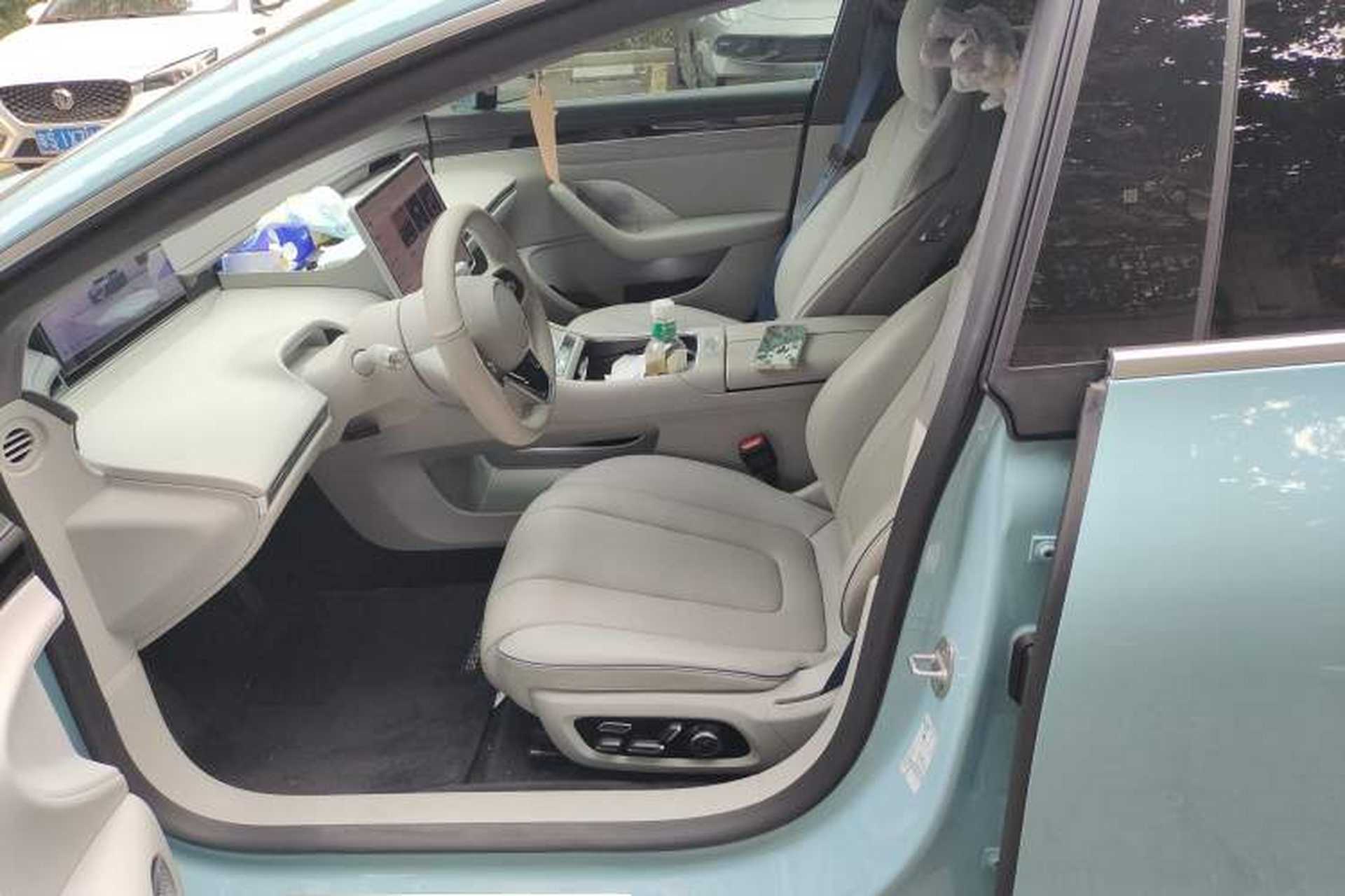 Used Hima Luxeed S7 2025 705 km Max Left Front Seat