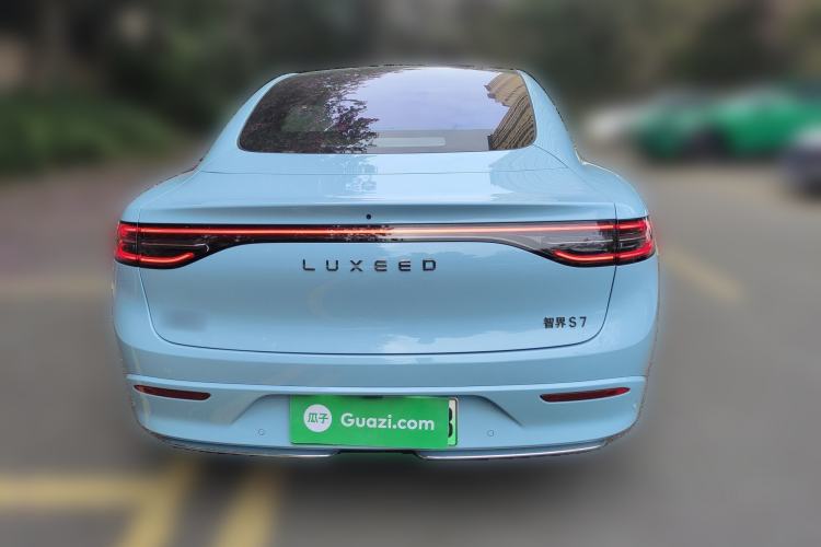 Used Hima Luxeed S7 2025 705 km Max Rear