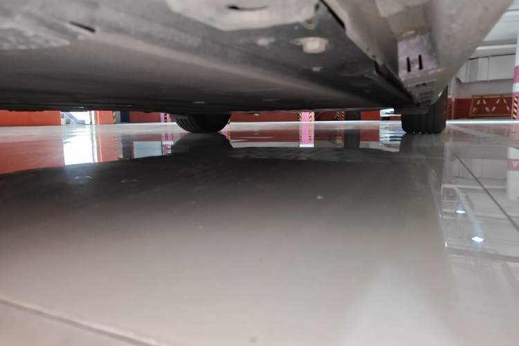 Used Hima Luxeed S7 2025 705 km Pro Chassis Front Left