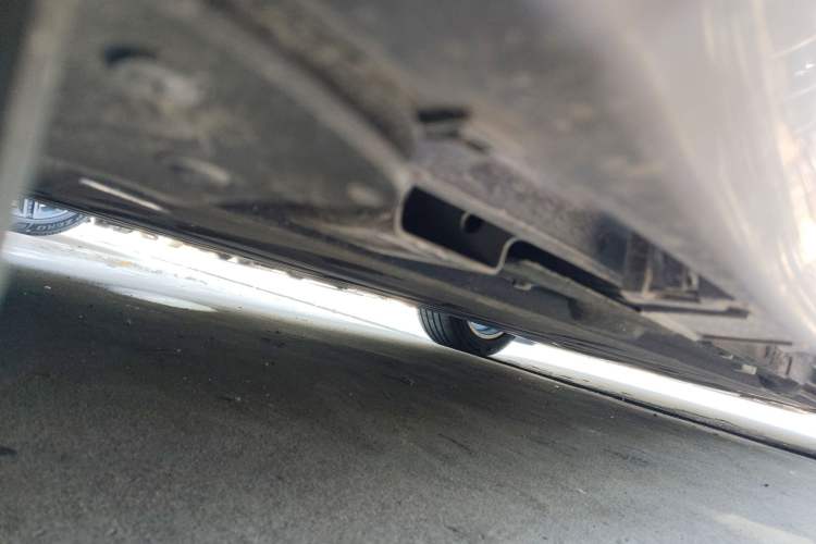 Used Hima Luxeed S7 2025 855 km Max Chassis Rear Right