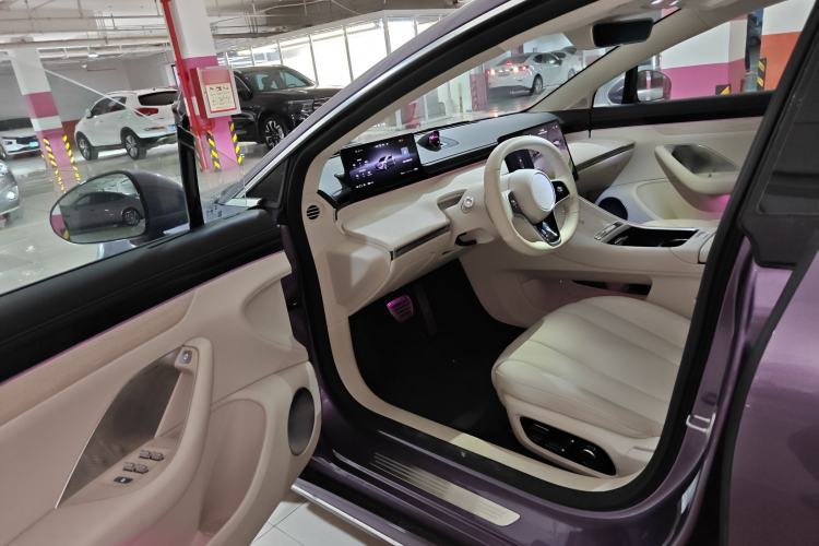 Used Hima Luxeed S7 2025 705 km Pro Driver Seat