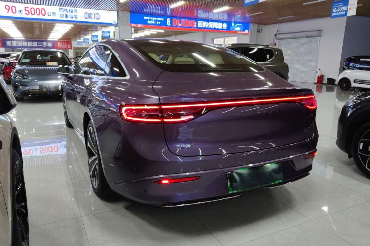 Used Hima Luxeed S7 2025 785 km Ultra Exterior 3