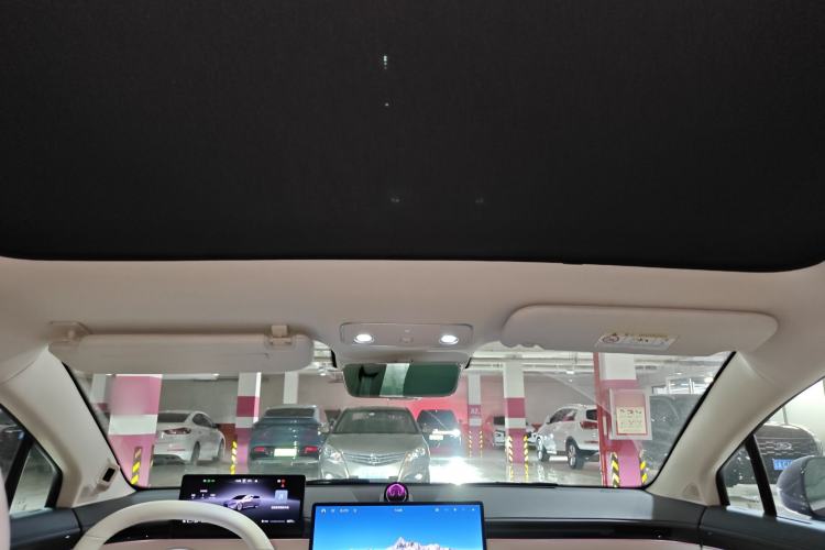 Used Hima Luxeed S7 2025 705 km Pro Headliner