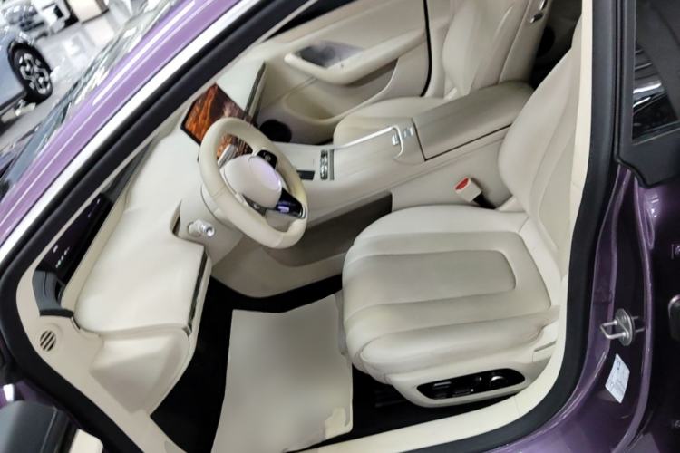 Used Hima Luxeed S7 2025 785 km Ultra Left Front Seat