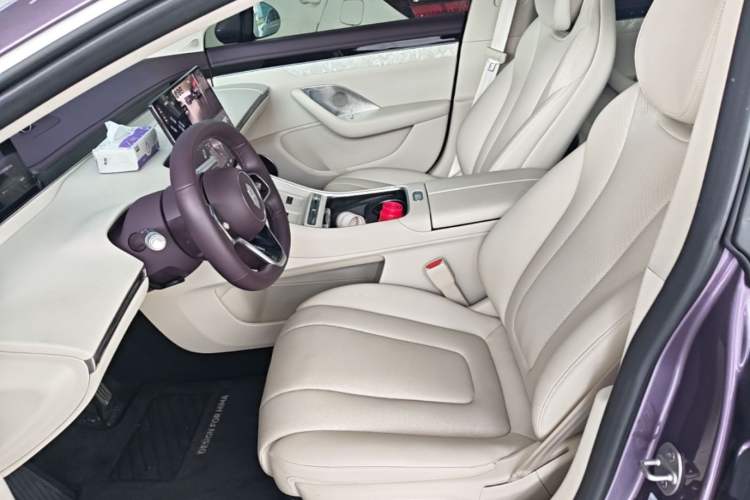 Used Hima Luxeed S7 2025 705 km Max Left Front Seat