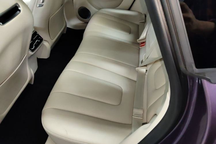 Used Hima Luxeed S7 2025 785 km Ultra Left Rear Seat