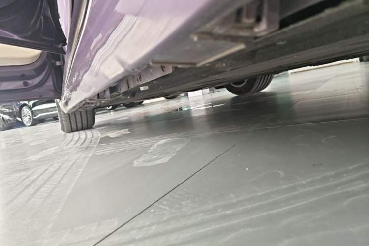 Used Hima Luxeed S7 2025 705 km Max Left Side Sill
