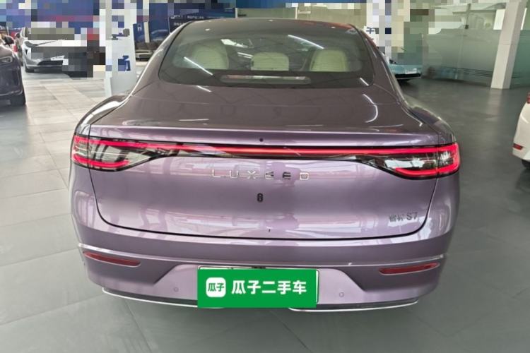 Used Hima Luxeed S7 2025 705 km Max Rear