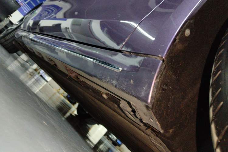 Used Hima Luxeed S7 2025 855 km Max Right Side Sill