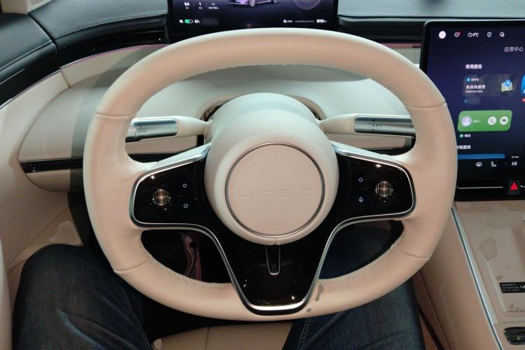 Used Hima Luxeed S7 2025 855 km Max Steering Wheel