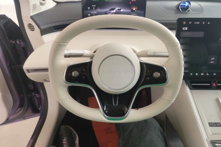 Used Hima Luxeed S7 2025 785 km Ultra Steering Wheel