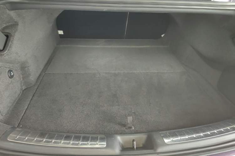 Used Hima Luxeed S7 2025 705 km Pro Trunk