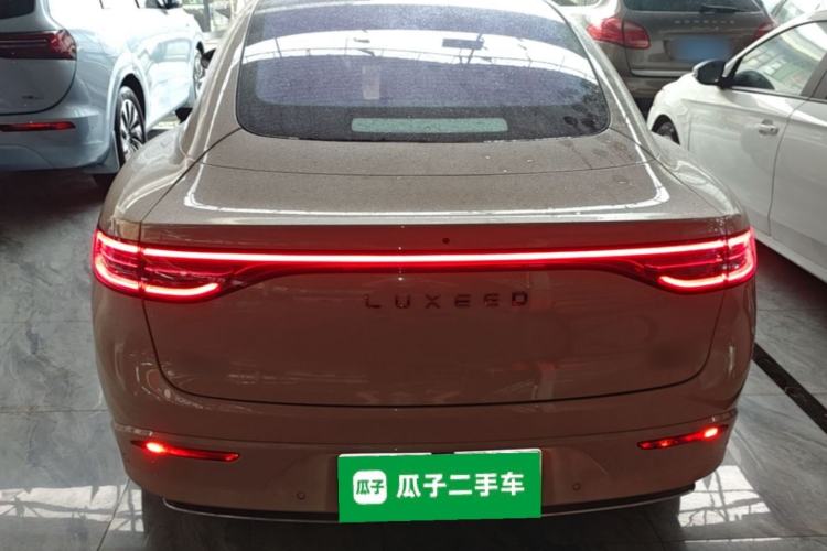 Used Hima Luxeed S7 2025 855 km Max Rear