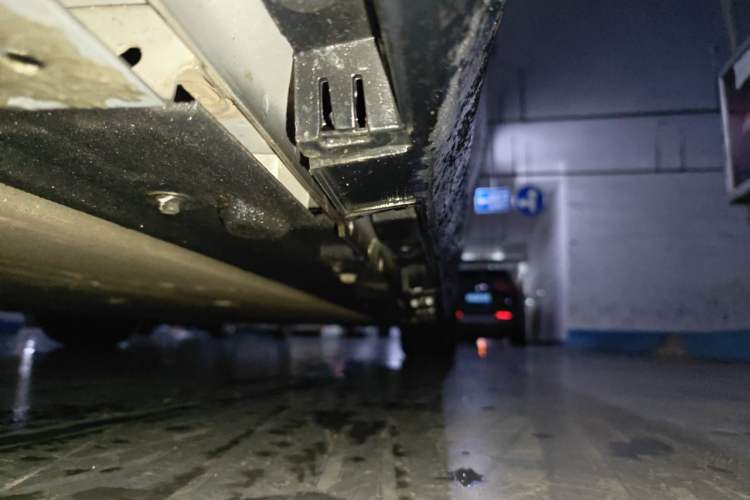 Used Hima Luxeed S7 2025 705 km Max Chassis Rear Right