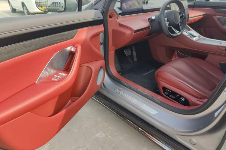 Used Hima Luxeed S7 2025 703km Ultra Sport Edition Driver Seat