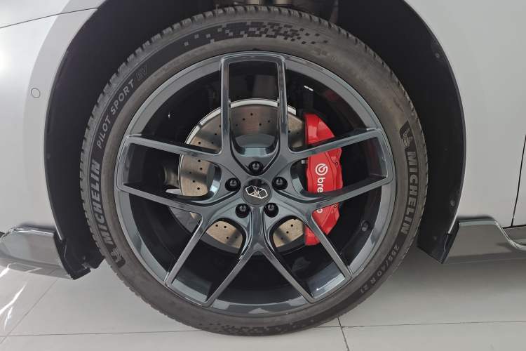 Used Hima Luxeed S7 2025 703km Ultra Sport Edition Exterior 1