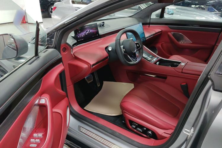 Used Hima Luxeed S7 2025 703km Ultra Sport Edition Interior 3