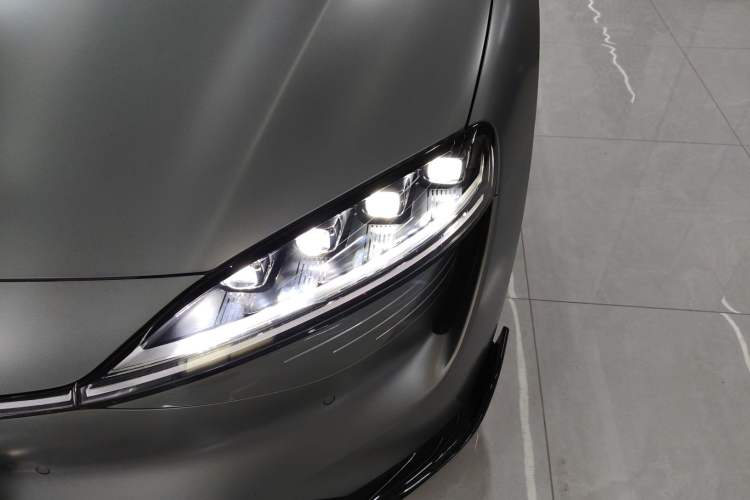 Used Hima Luxeed S7 2025 703km Ultra Sport Edition Left Front Headlight