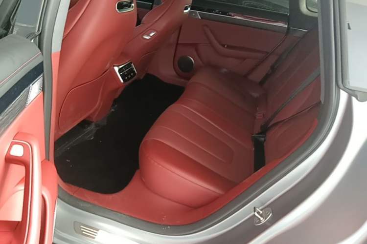 Used Hima Luxeed S7 2025 703km Ultra Sport Edition Left Rear Seat