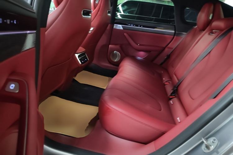 Used Hima Luxeed S7 2025 705 km Max Left Rear Seat