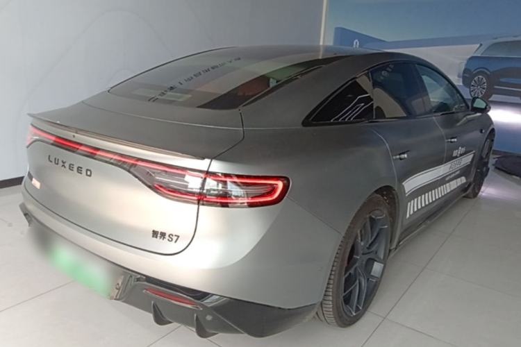 Used Hima Luxeed S7 2025 703km Ultra Sport Edition Rear Right 45 Deg