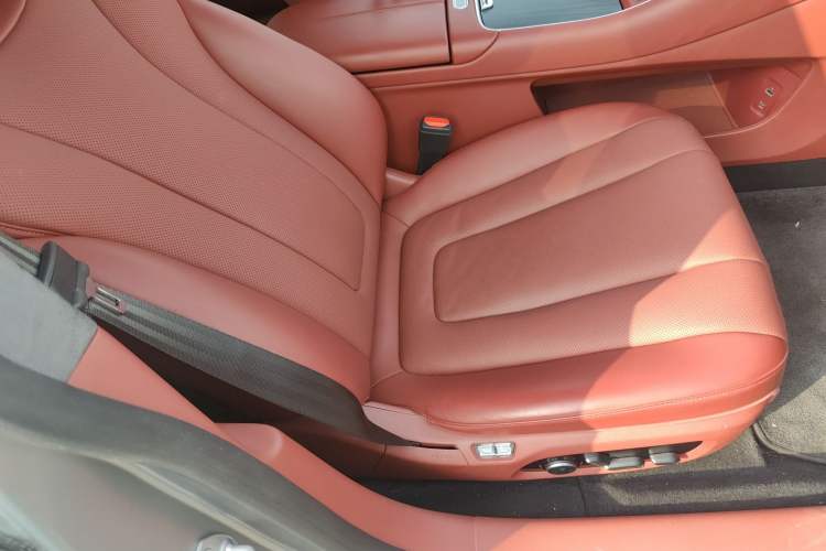 Used Hima Luxeed S7 2025 703km Ultra Sport Edition Right Front Seat