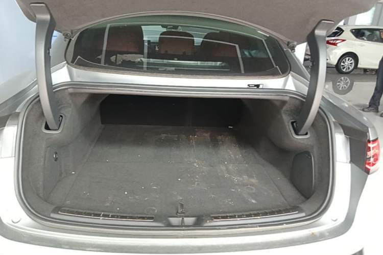 Used Hima Luxeed S7 2025 703km Ultra Sport Edition Trunk