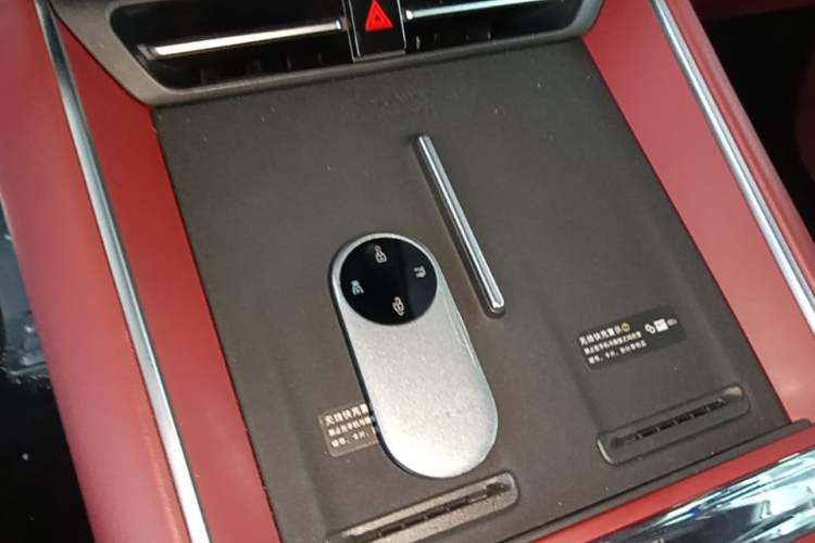 Used Hima Luxeed S7 2025 703km Ultra Sport Edition Vehicle Key