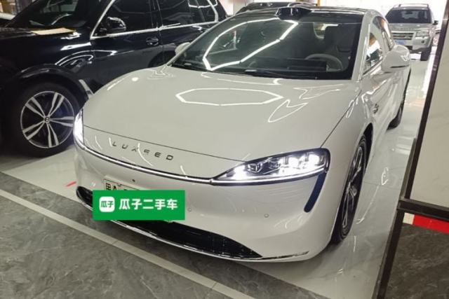 Used Hima Luxeed S7 2025 855 km Max
