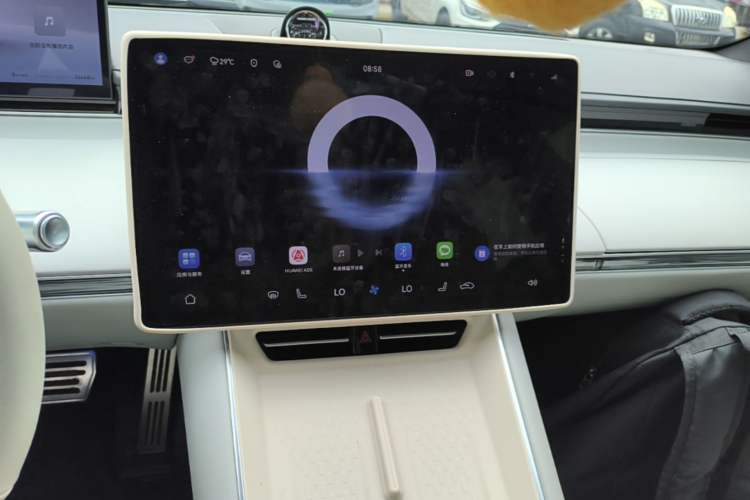 Used Hima Luxeed S7 2025 855 km Max Audio And AC Panel