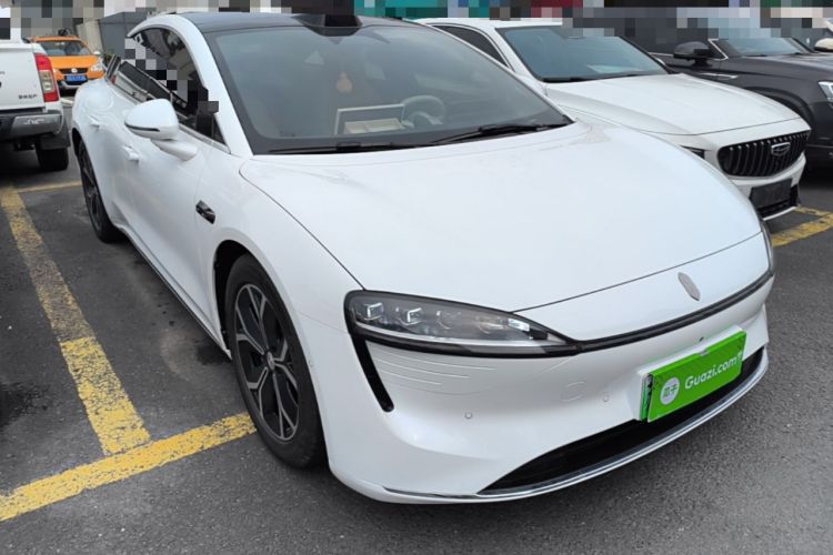 Used Hima Luxeed S7 2025 855 km Max Front Right 45 Deg