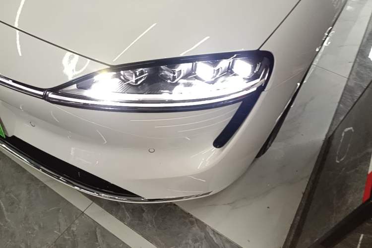 Used Hima Luxeed S7 2025 855 km Max Left Front Headlight
