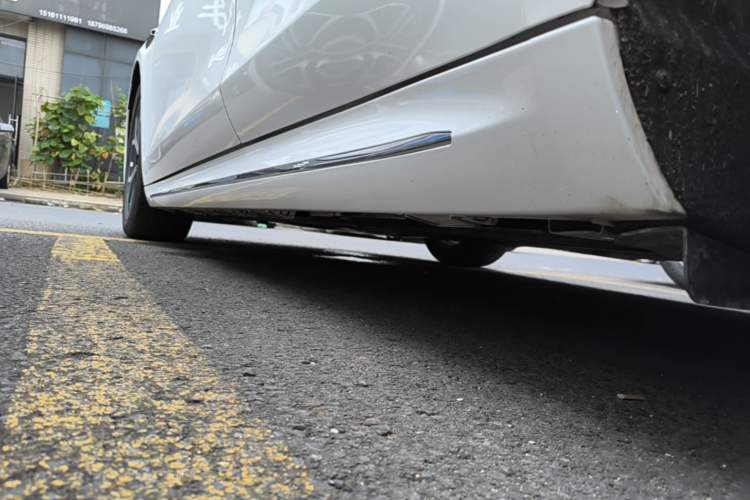 Used Hima Luxeed S7 2025 855 km Max Left Side Sill