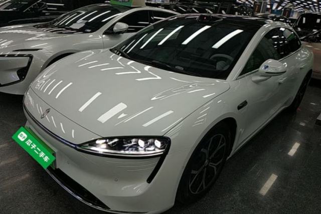 Used Hima Luxeed S7 2025 855 km Max