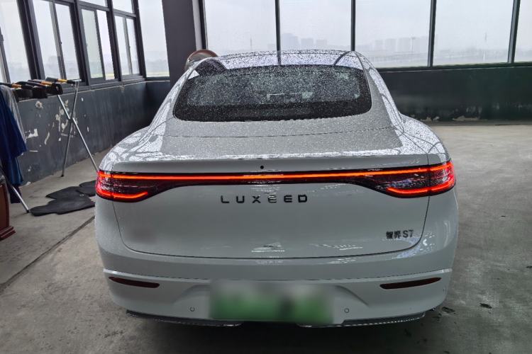 Used Hima Luxeed S7 2025 855 km Max Rear