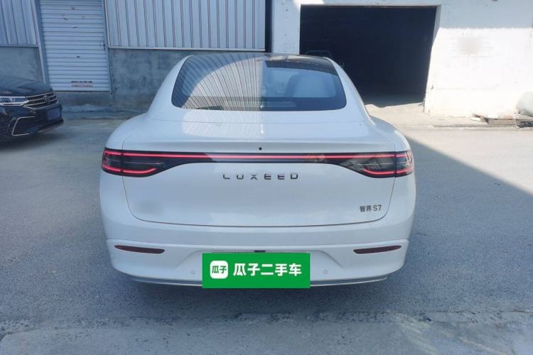 Used Hima Luxeed S7 2025 855 km Max Rear