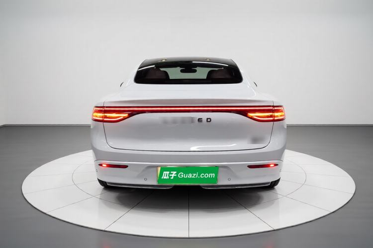 Used Hima Luxeed S7 2025 705 km Pro Rear